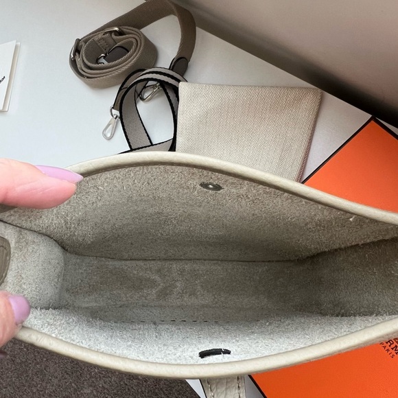 ✖️SOLD✖️Hermès Evelyne TPM - Beige Marfa SHW - Picture 6 of 7